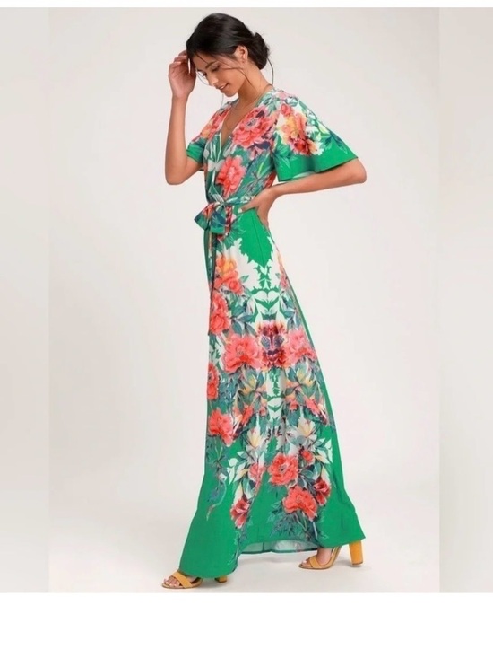 Lulus Dresses & Skirts - Lulus Still in Paradise Maxi Dress - M